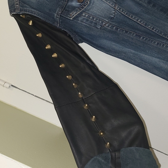 Jacket - Picture 2 of 3